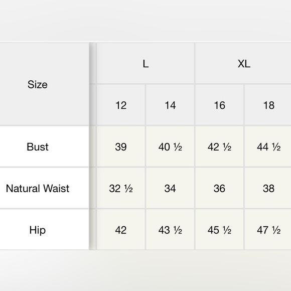 NWT Banana Republic Crop Top- Set of 2- Black and White Size XL - Picture 5 of 5